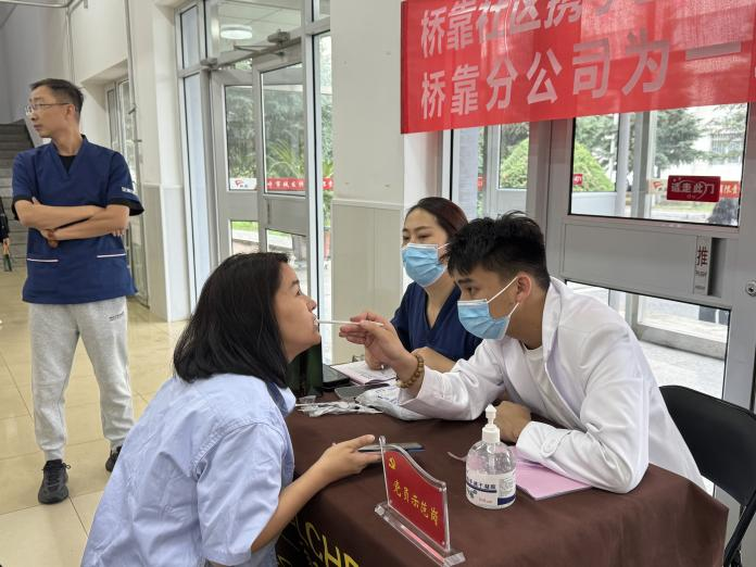 （98）至美口腔走進(jìn)城發(fā)供熱橋靠分公司為一線職工開展義診 (1)-6662763e86f45e50af54c23a.png